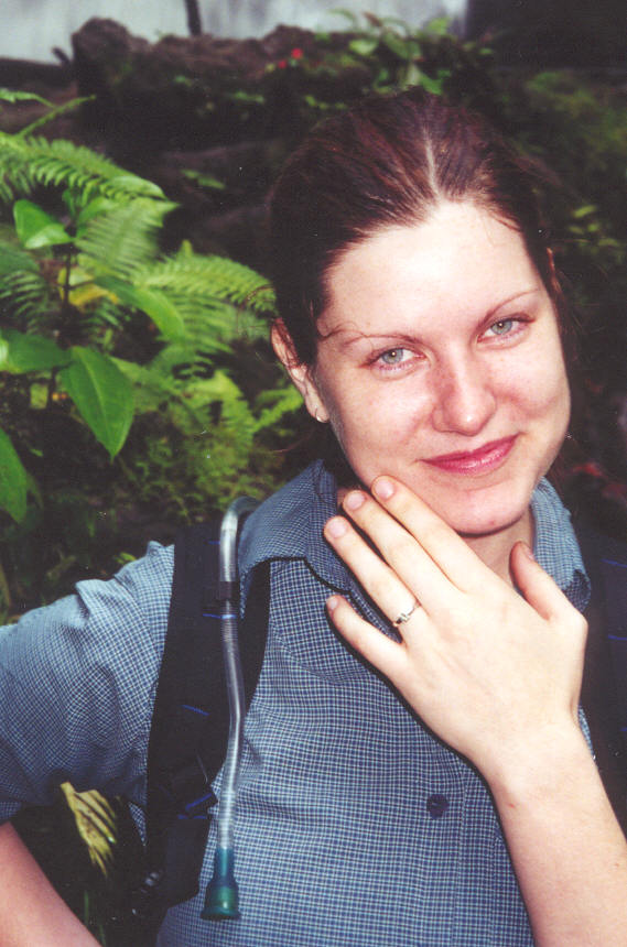 ring.jpg (89780 bytes)